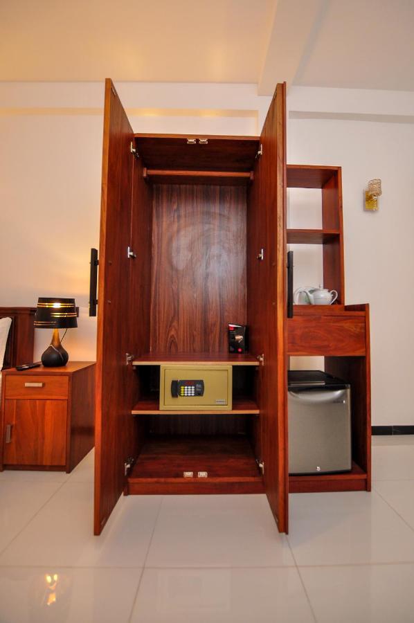 Sachinro Hotel Мириса Екстериор снимка