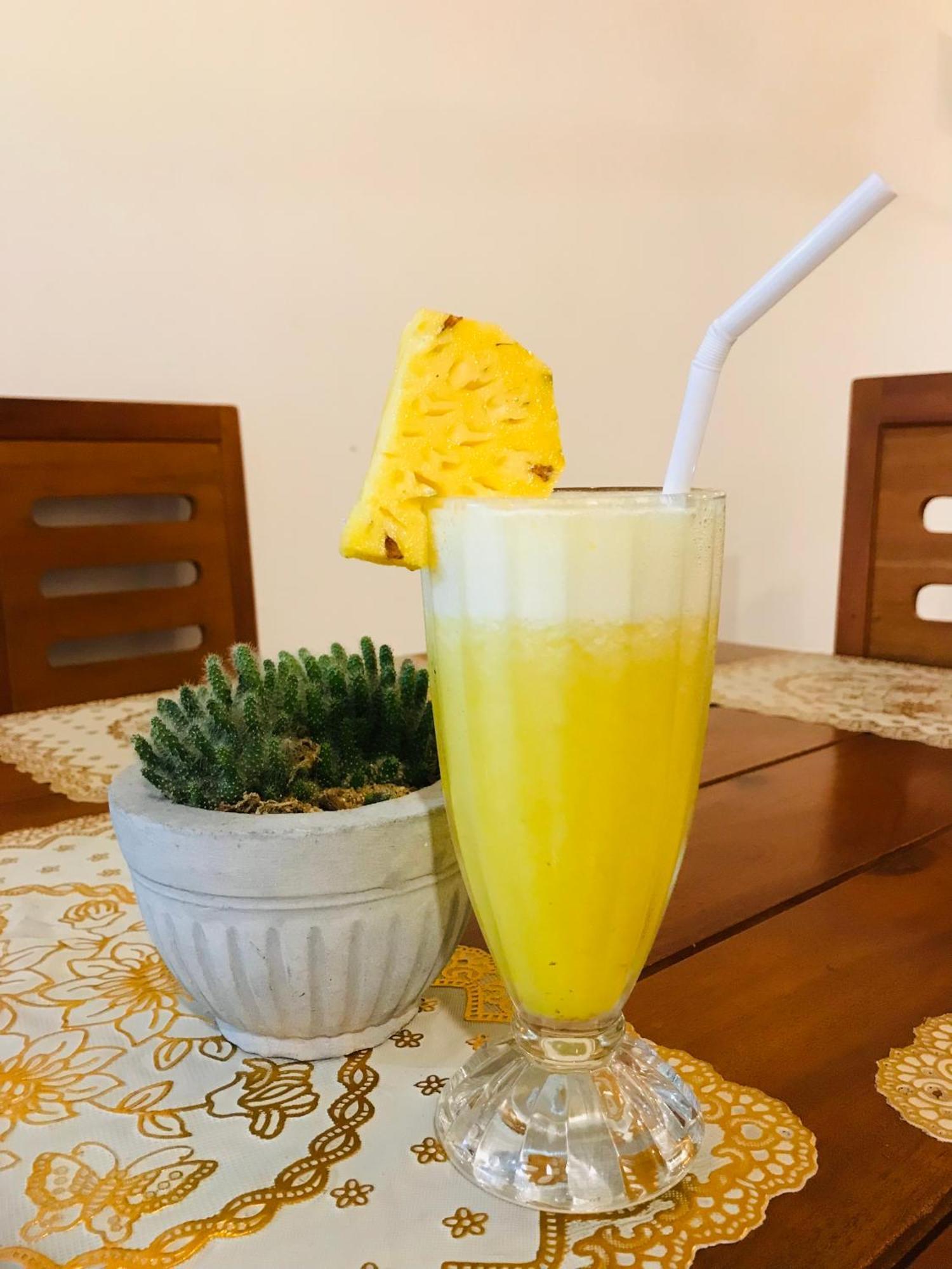 Sachinro Hotel Мириса Екстериор снимка