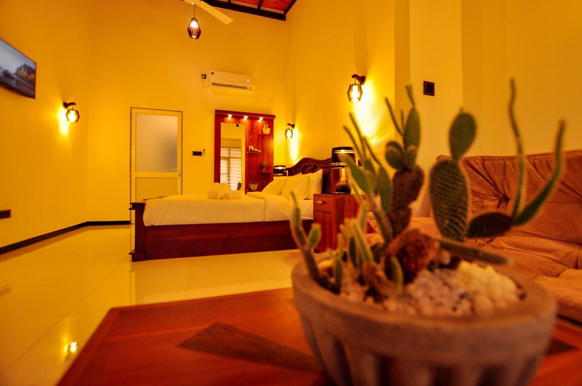 Sachinro Hotel Мириса Екстериор снимка